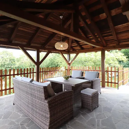 Felix With Spectacular Pool In Oasis Chalet