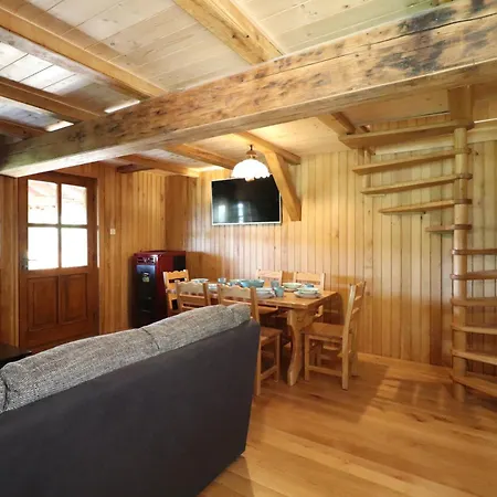 Felix With Spectacular Pool In Oasis Villa